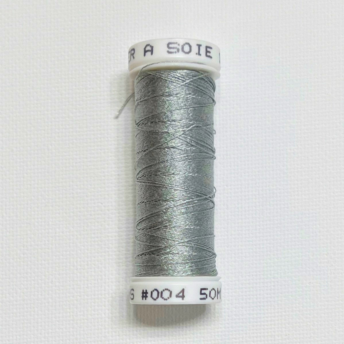 Au Ver a Soie, Soie 100/3 #004 Silver