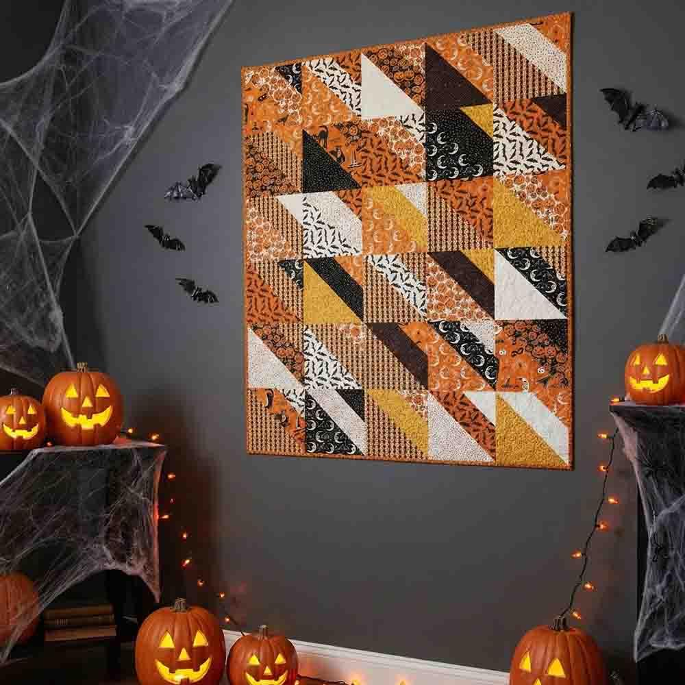Supereasy Quilt - Midnight Masquerade by Heather Dutton - P&B Textiles - Keepsake Quick Kit