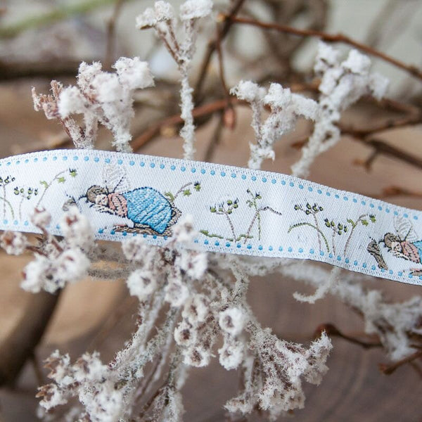 Acufactum Ribbon Sleeping Elf