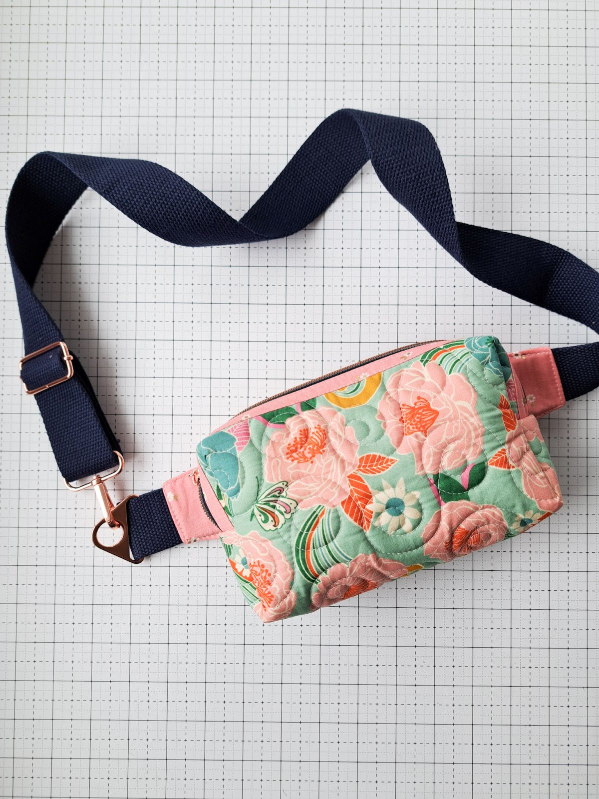 The Alpen Belt Bag • Center Street Quilts