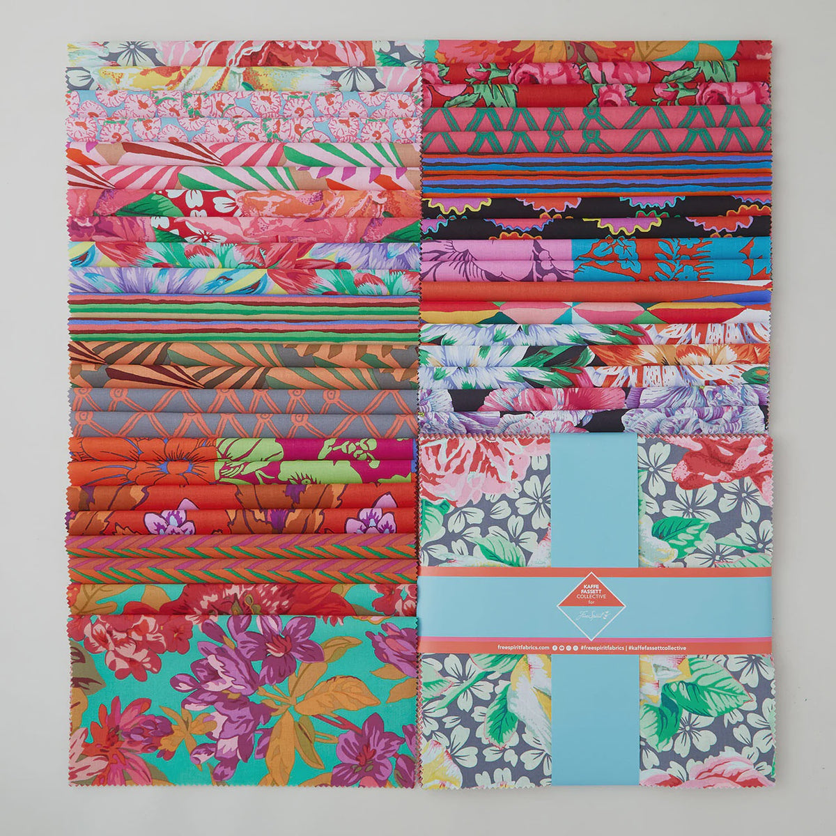 Kaffe Fassett Collective February 2026 February 2026 10in Warm Layer Cake 42pcs fabric