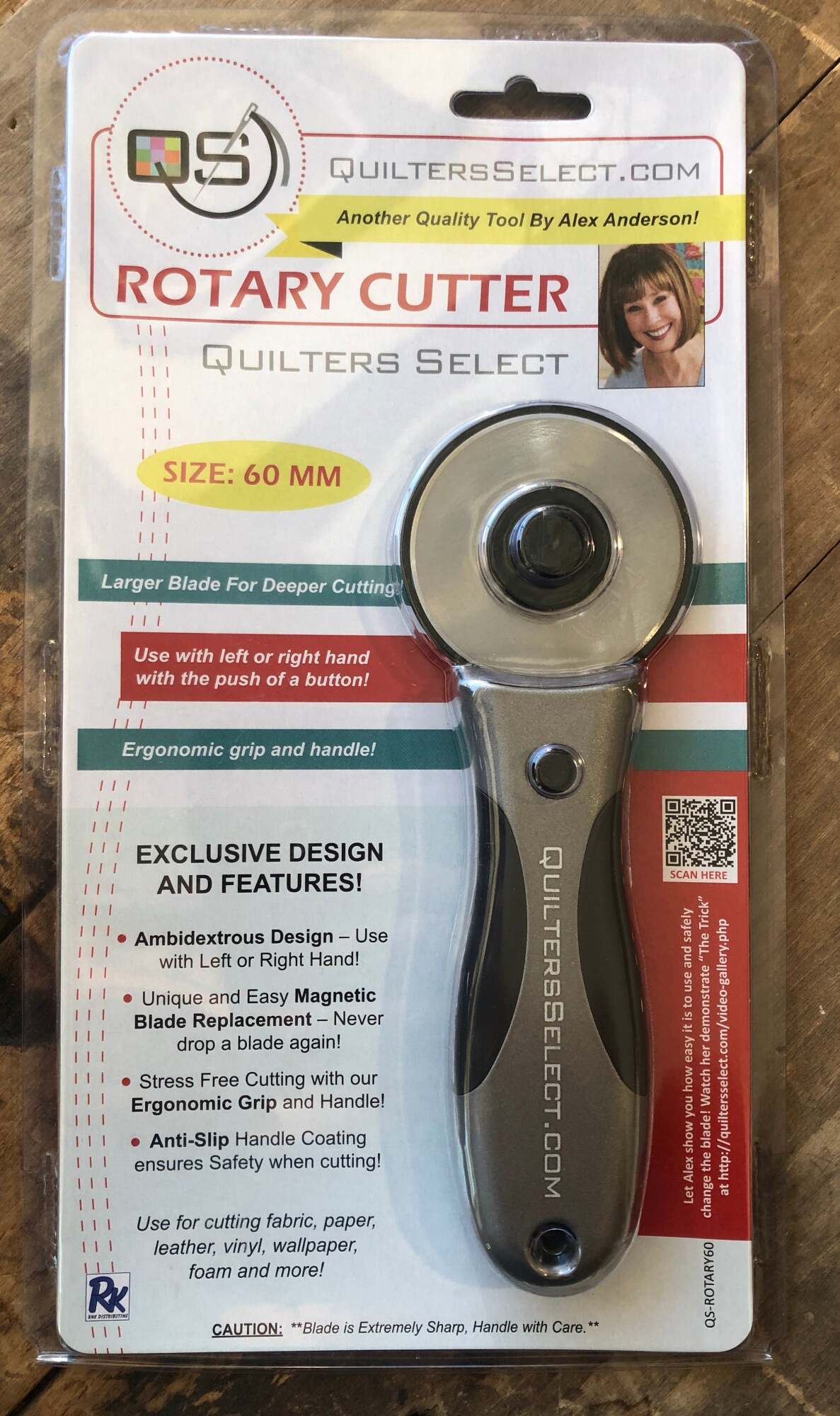 60MM Rotary Cutter • Quilters Select