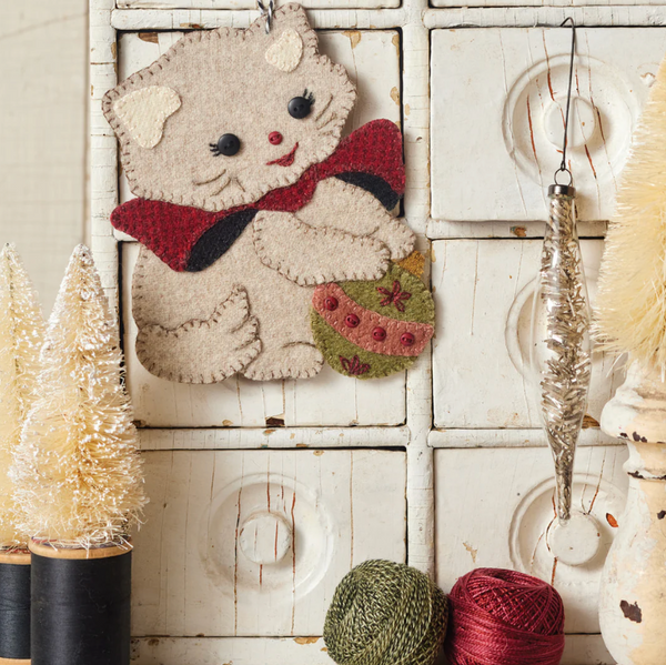 Holiday Kitty Ornament Wool Applique by Buttermilk Basin- Paper Pattern