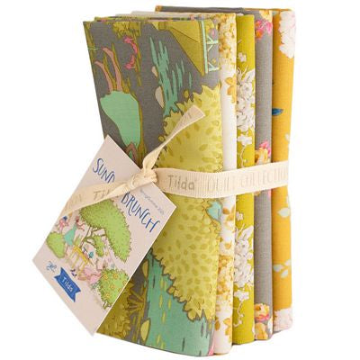 Tilda Sunday Brunch Fat Quarter Bundle 20x22 Grey