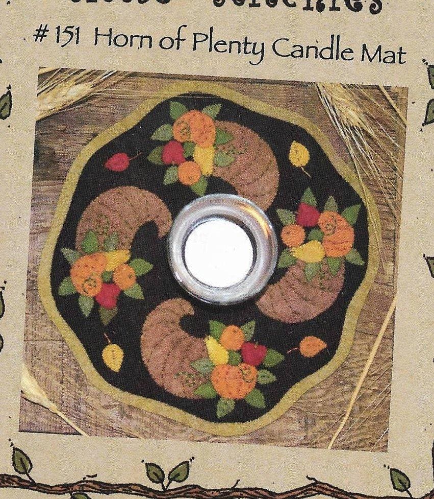 Little Stitchies Wool Felt PATTERN - Horn of Plenty Candle Mat or table topper - Bareroots by Barri Sue Gaudet - Mini Pattern - Primitive