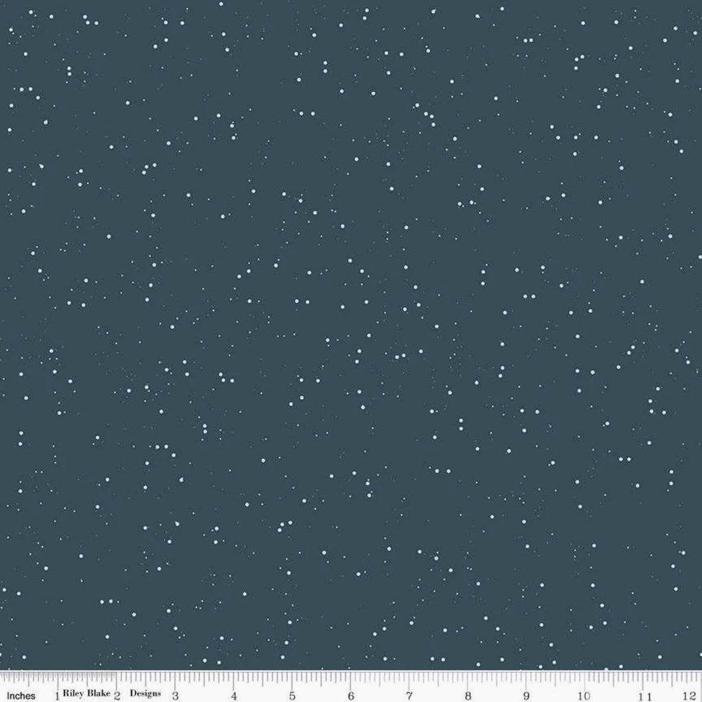Winterland C10716-MIDNIGHT Flurries - Fat Quarter